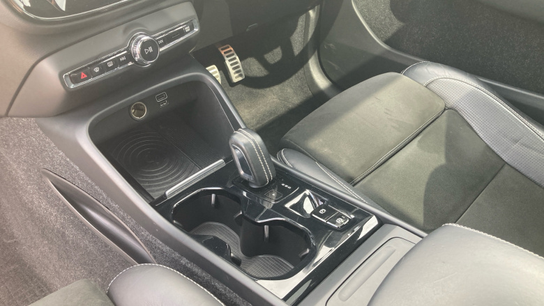 Volvo Xc40 2.0 T5 First Edition 5dr AWD Geartronic Petrol Estate